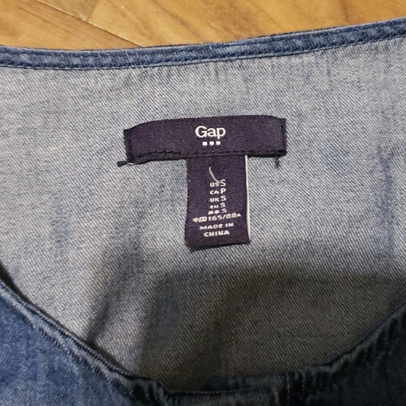 Gap Romper - Picture 2 of 2